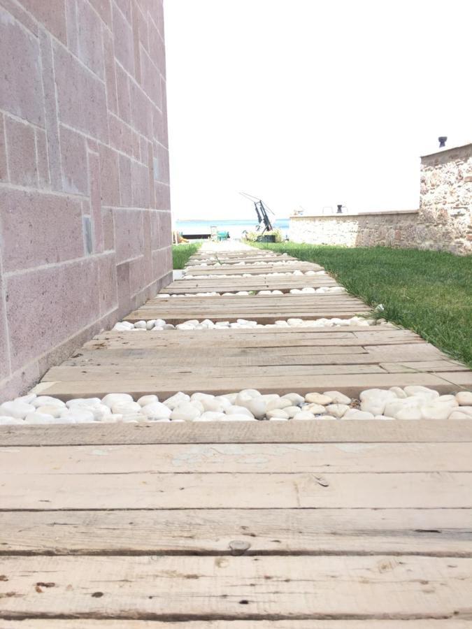 Cunda Mira Butik Otel Ayvalı Exterior foto